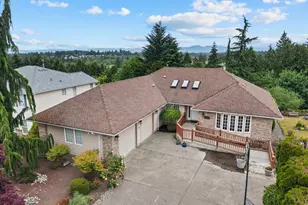 9100 189th Ave Ct E, Bonney Lake, WA 98381 - Photo 2