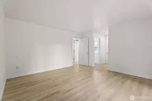 9100 189th Ave Ct E, Bonney Lake, WA 98381 - Photo 32