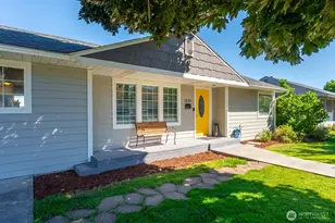 1238 D St SW, Ephrata, WA 98823 - Photo 4