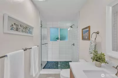 1011 5th Avenue N #201, Seattle, WA 98109 - Photo 22