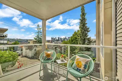 1011 5th Avenue N #201, Seattle, WA 98109 - Photo 2