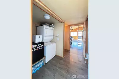 2 S Pilchuck Ave, Hat Island, WA 98206 - Photo 20