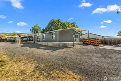 3906 Malaga Avenue, Malaga, WA 98828 - Photo 38