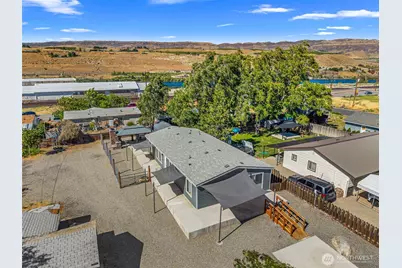 3906 Malaga Avenue, Malaga, WA 98828 - Photo 34