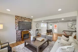 14511 NE 4th St, Bellevue, WA 98007 - Photo 12