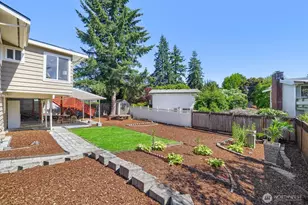 14511 NE 4th St, Bellevue, WA 98007 - Photo 28