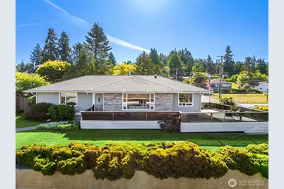 18420 Torgeson Avenue NE, Poulsbo, WA 98370 - Photo 2
