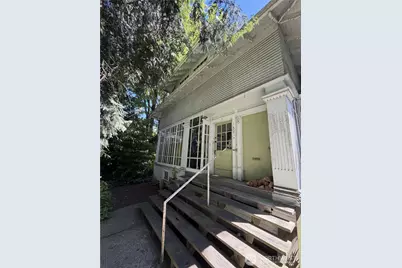 1821 E Howell Street, Seattle, WA 98122 - Photo 2