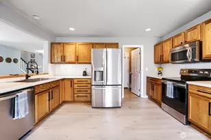 23433 SE 243rd St, Maple Valley, WA 98038 - Photo 10