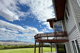 24 Valley View Dr, Omak, WA 98841 - Photo 10