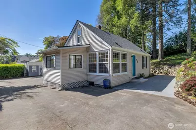 9827 22nd Avenue SW, Seattle, WA 98106 - Photo 24