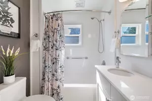 9827 22nd Ave SW, Seattle, WA 98106 - Photo 8