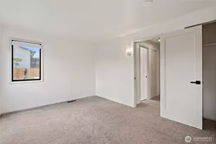 611 N 143rd St, Seattle, WA 98133 - Photo 16
