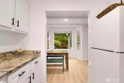 18913 136th Avenue NE, Woodinville, WA 98072 - Photo 12