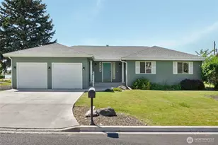 1202 S Eastlake Dr, Moses Lake, WA 98837 - Photo 2