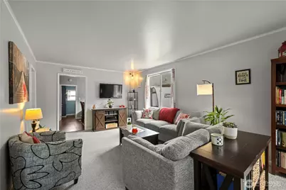 1925 Rainier Avenue, Everett, WA 98201 - Photo 8