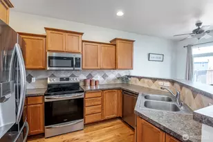 18219 111th Ave Ct E, Puyallup, WA 98374 - Photo 10
