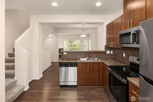 15720 Manor Way, Lynnwood, WA 98087 - Photo 8