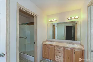 2422 Stafford Way, Bothell, WA 98012 - Photo 12