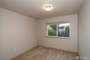 2422 Stafford Way, Bothell, WA 98012 - Photo 8