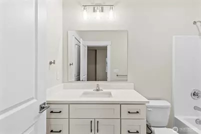 1075 Red Apple Road #E18, Wenatchee, WA 98801 - Photo 26