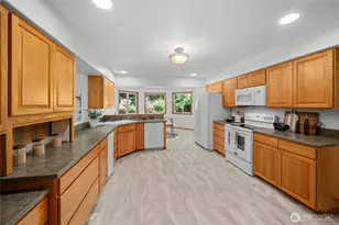 2103 Golden Maples Ct NW, Olympia, WA 98502 - Photo 16