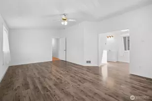 21022 117th St E, Bonney Lake, WA 98391 - Photo 14