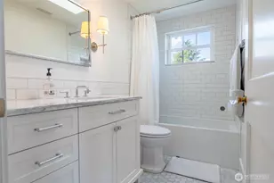 2218 E McGraw St, Seattle, WA 98112 - Photo 22