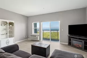 1307 Ocean Shores Blvd SW, Ocean Shores, WA 98569 - Photo 14