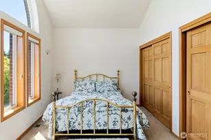 12540 123rd Ave SE, Rainier, WA 98576 - Photo 18