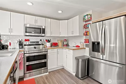 28504 23rd Avenue S, Federal Way, WA 98003 - Photo 14