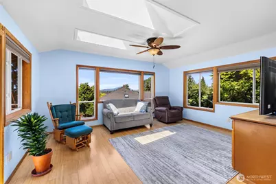 801 N Waugh Road, Mount Vernon, WA 98273 - Photo 10