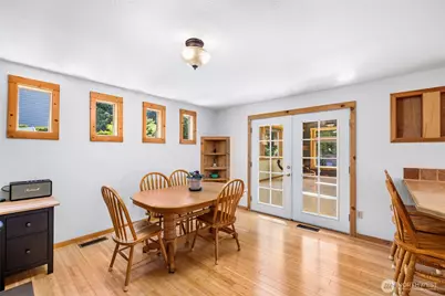 801 N Waugh Road, Mount Vernon, WA 98273 - Photo 18