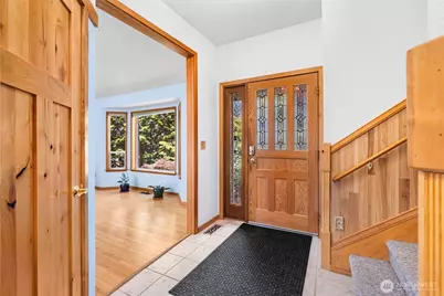 801 N Waugh Road, Mount Vernon, WA 98273 - Photo 4