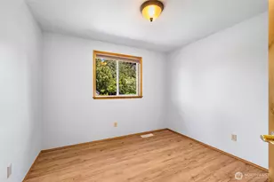 801 N Waugh Rd, Mount Vernon, WA 98273 - Photo 30