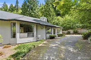 19926 NE Union Hill Rd, Redmond, WA 98053 - Photo 2
