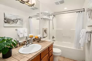 3670 Dayton Ave N, Seattle, WA 98103 - Photo 28