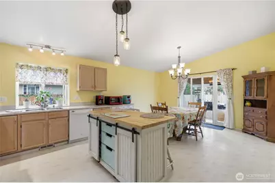 9816 Ramsay Dr SE, Yelm, WA 98597 - Photo 4