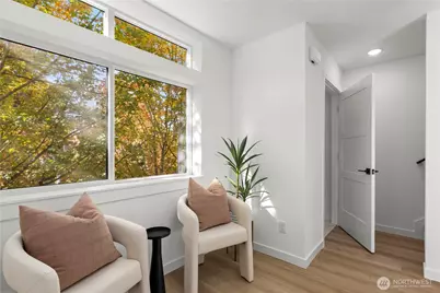 6544 B Latona Avenue NE, Seattle, WA 98115 - Photo 18