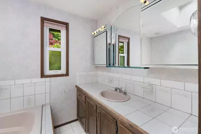 7011 165th Place SW, Edmonds, WA 98026 - Photo 14