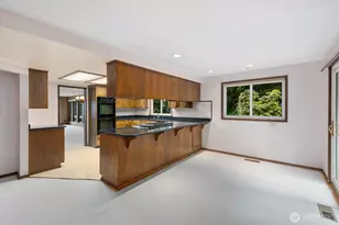 7011 165th Pl SW, Edmonds, WA 98026 - Photo 10