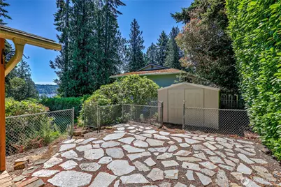 5929 Fern Avenue NE, Bremerton, WA 98311 - Photo 10