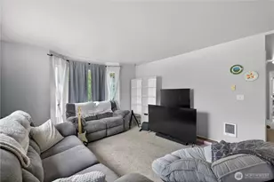 320 SE Barrington Dr, Oak Harbor, WA 98277 - Photo 6