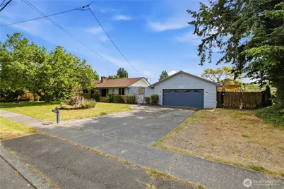 109 Pacific Avenue S, Pacific, WA 98047 - Photo 2