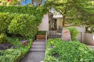 1871 40th Ave E, Seattle, WA 98112 - Photo 2