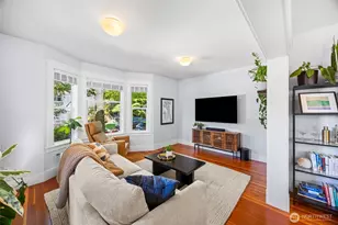4420 Dayton Ave N, Seattle, WA 98103 - Photo 8