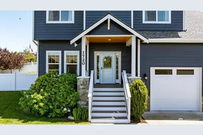 1720 SW Waterside Court, Oak Harbor, WA 98277 - Photo 2