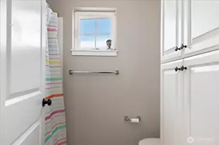 1720 SW Waterside Ct, Oak Harbor, WA 98277 - Photo 22