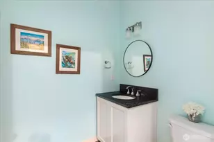 1720 SW Waterside Ct, Oak Harbor, WA 98277 - Photo 16