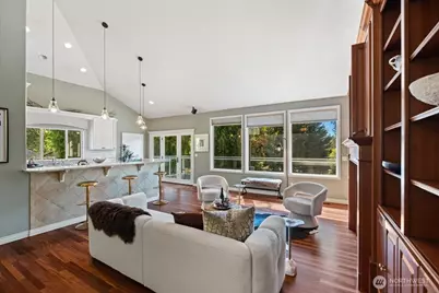 3324 Deer Island Drive E, Lake Tapps, WA 98391 - Photo 6